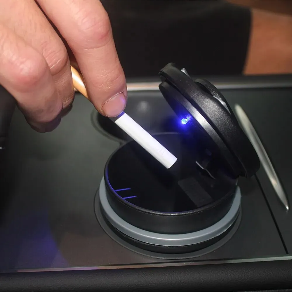 1 Pcs Portable Automatic Light Indicator Ashtray for Car