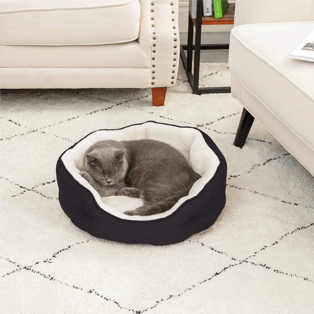 Fluffy's Pawsome Round Washable Bed for Dogs and Cats (Black)